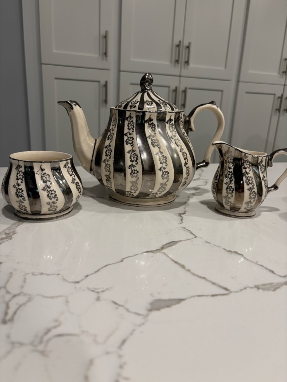 Sadler England Striped Silver and Cream Teapot Set
